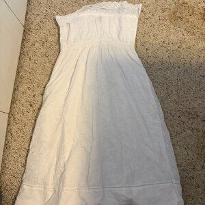 Abercrombie & Fitch Strapless White Floral Dress – Size 0, Discontinued